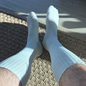 Hanes White Crew Socks (size 12) - Ribbed Everyday Pair